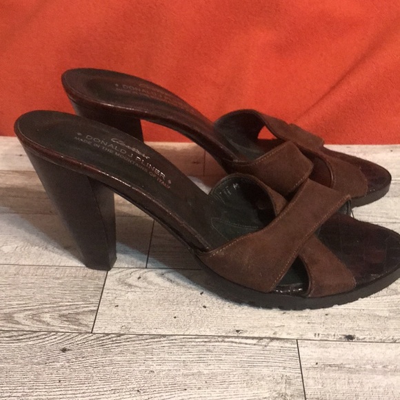 DONALD PLINER BROWN LEATHER 7.5 - Picture 4 of 6